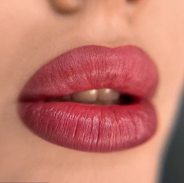 Lip Blush - Advanced Lipstick Effect Masterclass at Pigment Lab