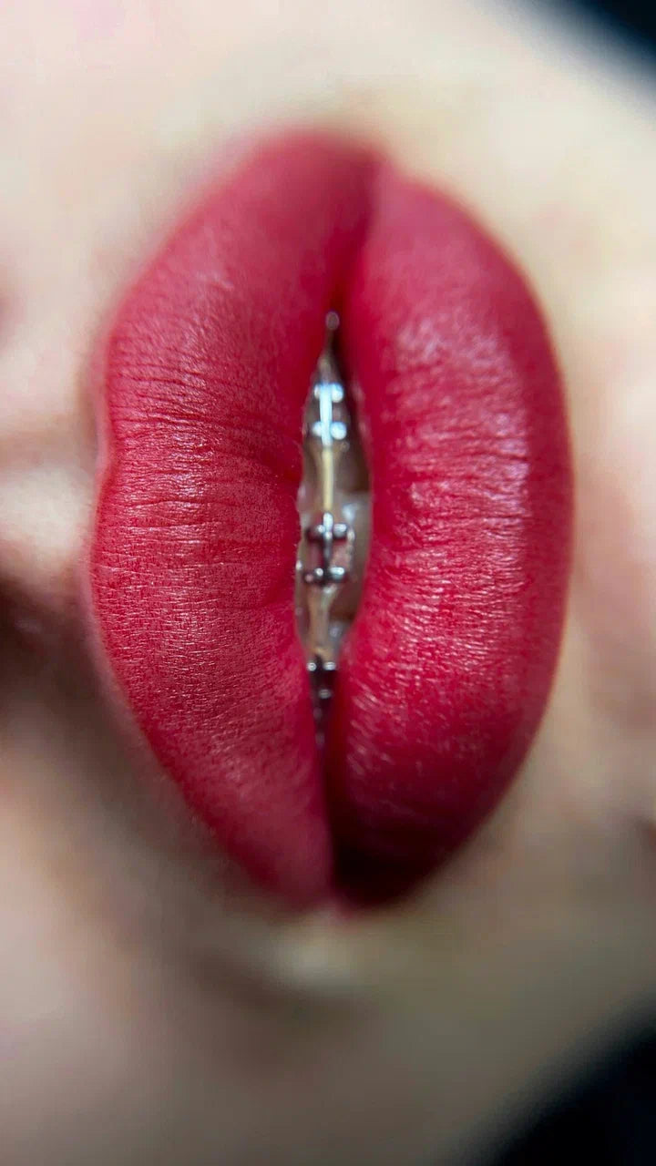 Lip Blush - Advanced Lipstick Effect Masterclass at Pigment Lab